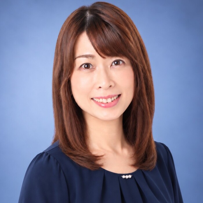 ���q�q Asai Tomoko